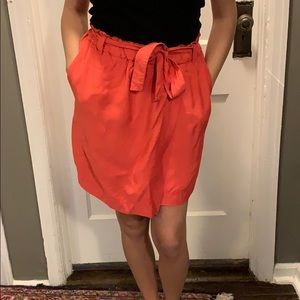 Coral LOFT skirt with pockets and tie detail